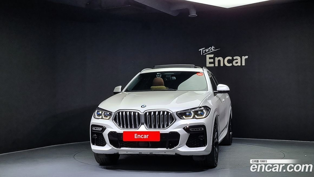 BMW X6 (G06) xDrive40i M Sports (09.2021)