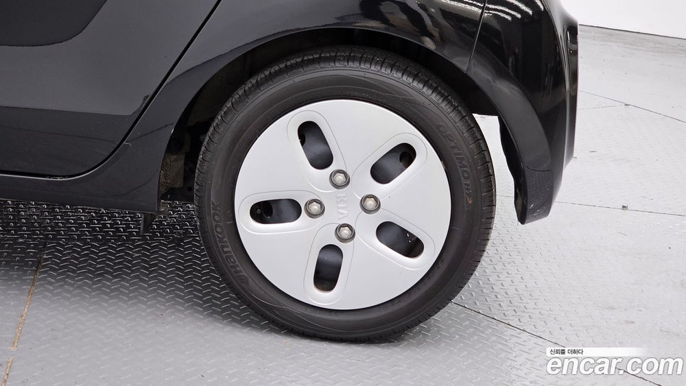 Kia The New Ray Standard (04.2020)