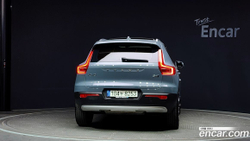 Volvo XC40 B4 Momentum (11.2020)