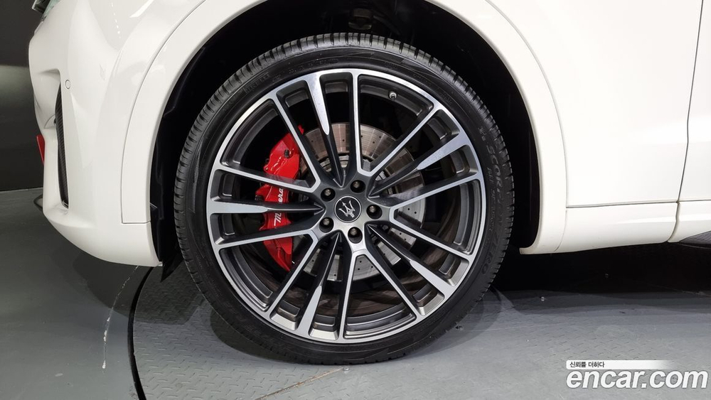 Maserati Levante 3.8 Trofeo (12.2021)