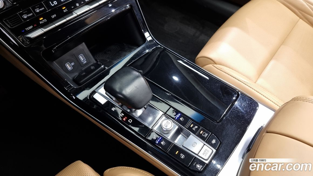 Kia K7 (Cadenza) Premier 3.0 GDI Signatures (08.2019)