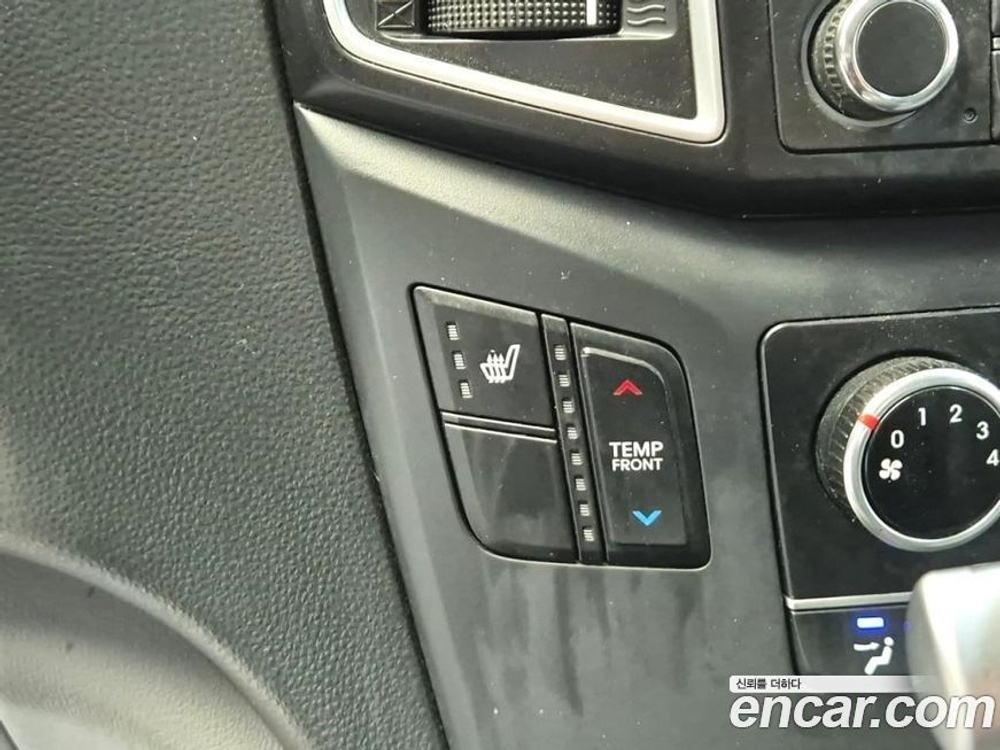 Hyundai The New Grand Starex 4WD 어린이보호차 (12.2019)