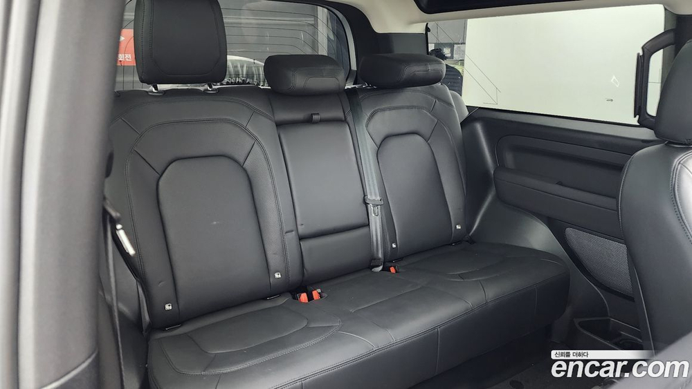 Land Rover Defender (L663) 90 D250 S (05.2023)