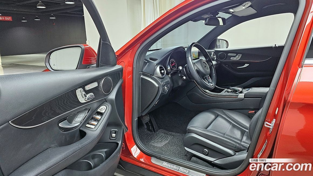 Mercedes-Benz GLC-Class X253 GLC300 4MATIC Coupe (10.2019)