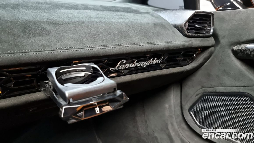 Lamborghini Huracan LP640-4 Spider 퍼포만테 (12.2019)