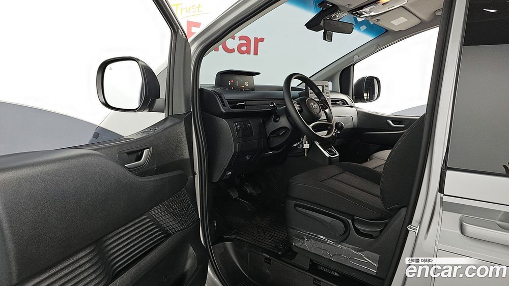 Hyundai Staria Tourer 11-и местный (05.2023)