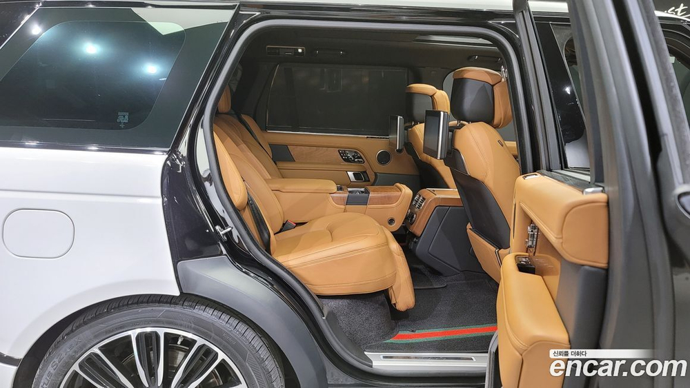 Land Rover Range Rover 4 Generation 4.4 SDV8 AB LWB Дизель (09.2019)