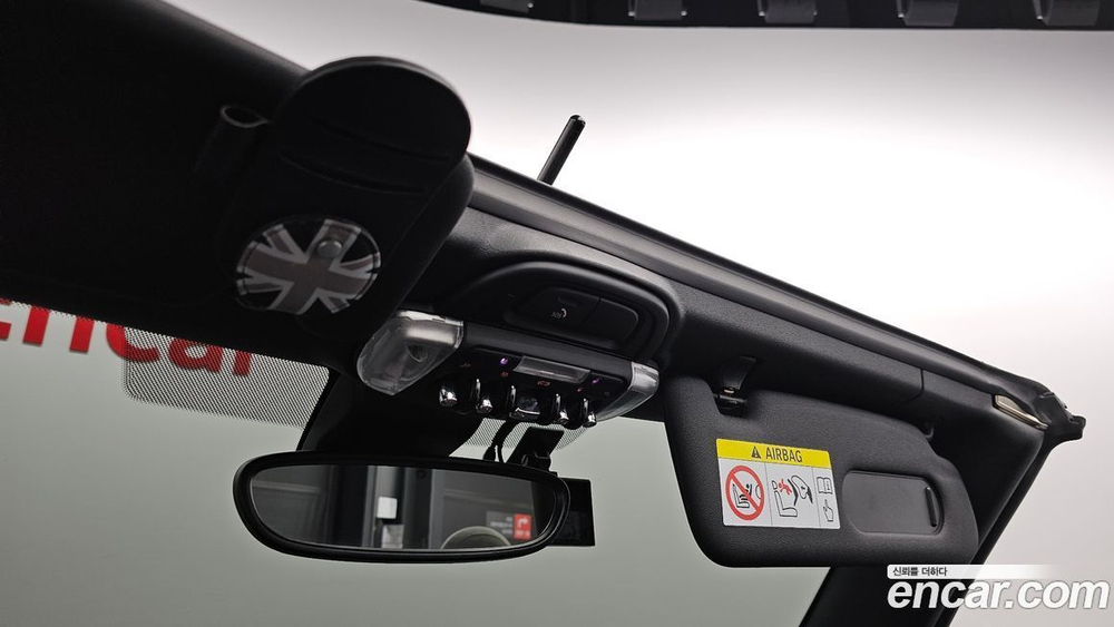 Mini Cooper S Convertible JCW (01.2022)