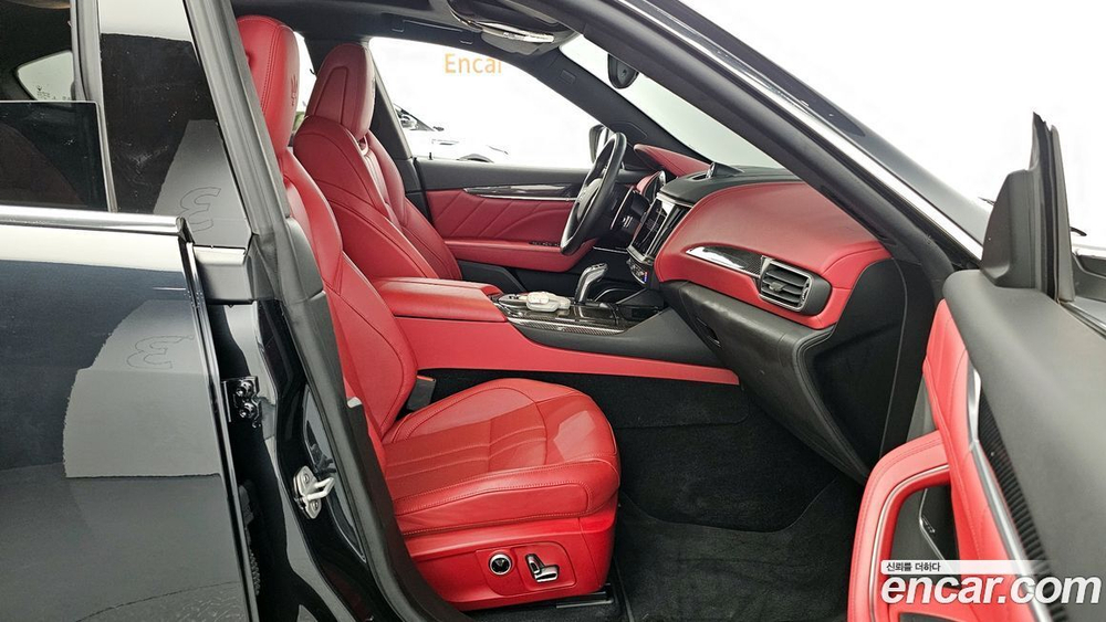 Maserati Levante 3.0 AWD GrandSport (08.2021)