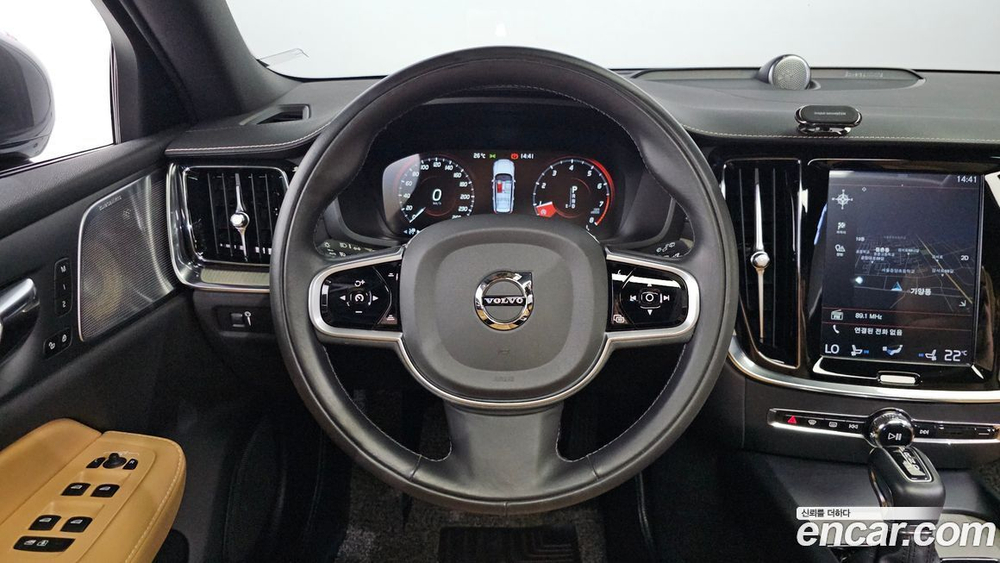 Volvo V60 Cross Country 2 Generation T5 Pro AWD (10.2019)