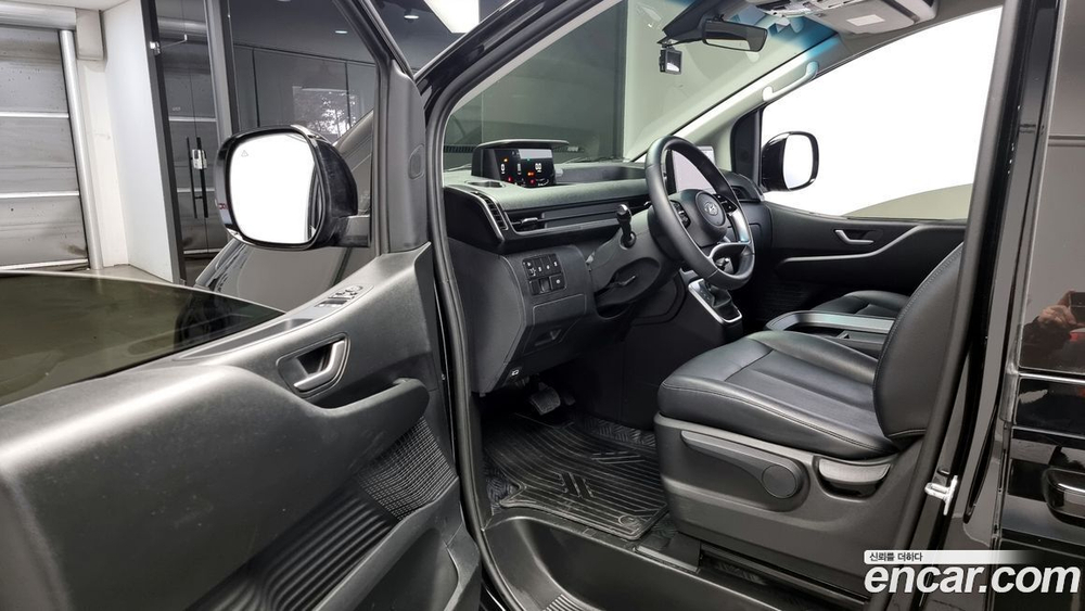 Hyundai Staria Cargo 5인승 (01.2023)
