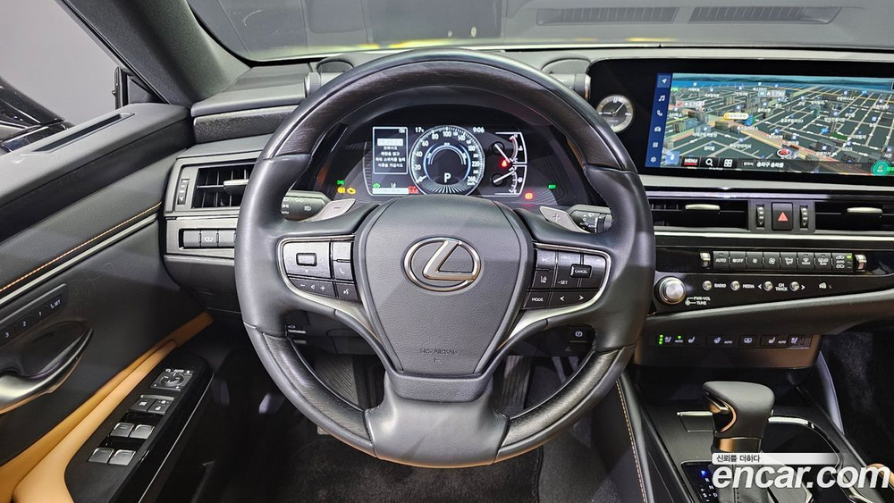 Lexus ES300h 7 Generation Luxury Plus (04.2023)