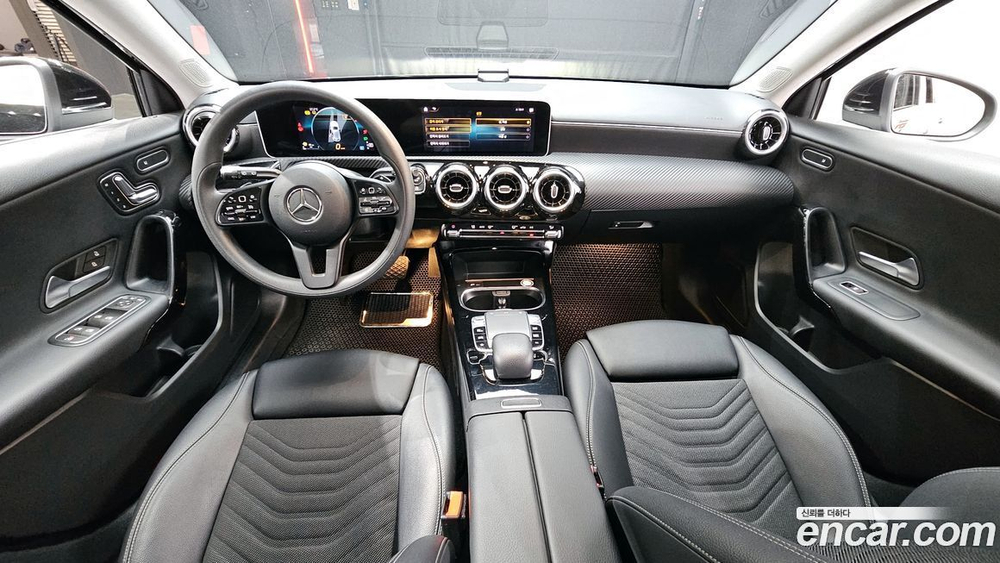 Mercedes-Benz A-Class W177 A220 Hatchback (10.2019)