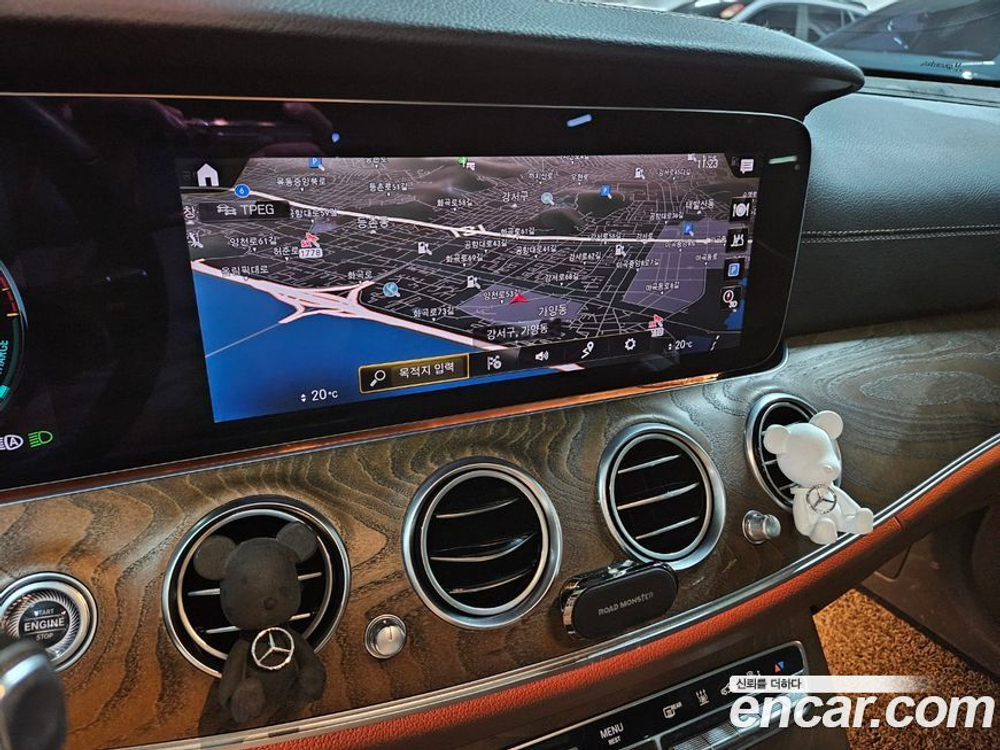 Mercedes-Benz E-Class W213 E300e 4MATIC Exclusive (05.2021)