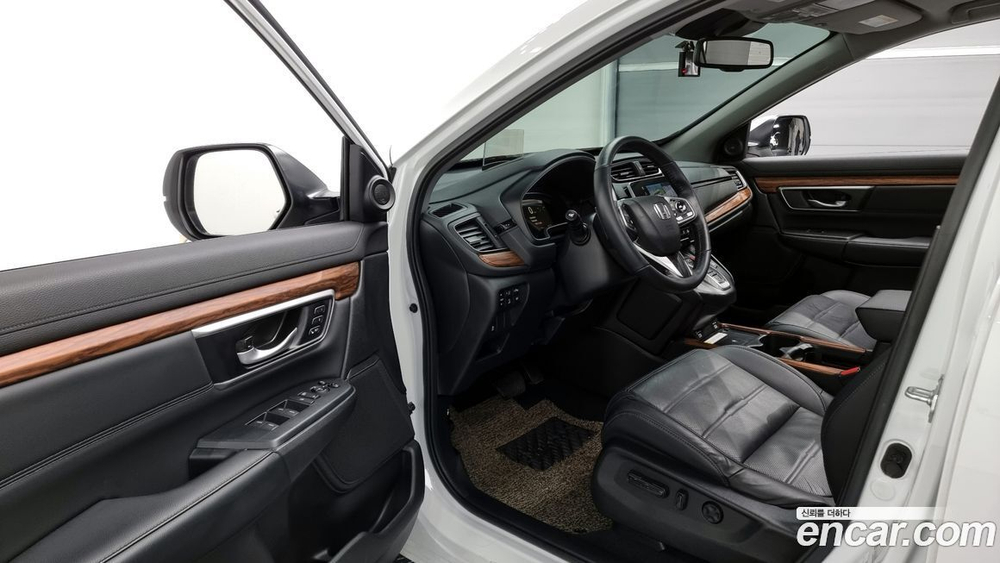Honda CR-V 5 Generation 2.0 Hybrid Touring 4WD (03.2022)