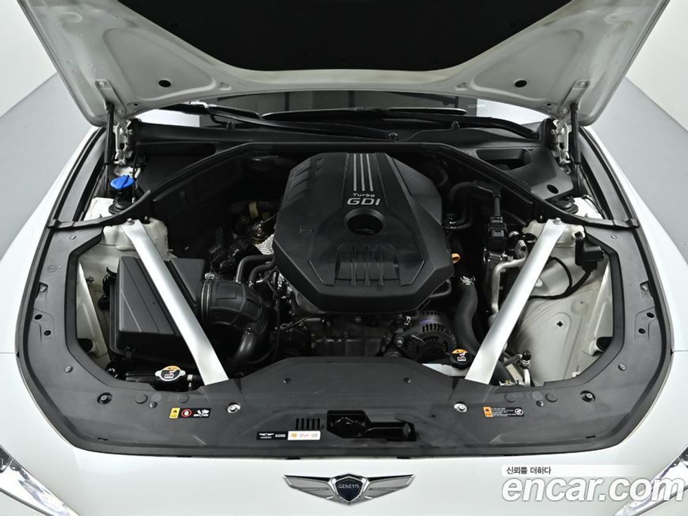 Genesis G70 2.0T AWD (08.2020)