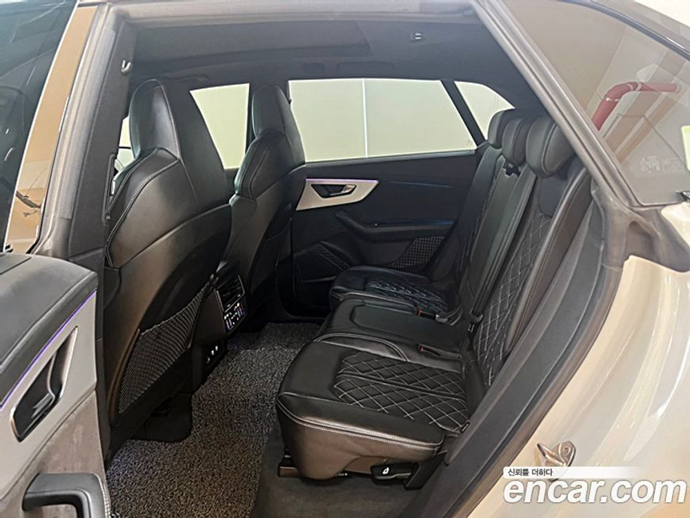 Audi Q8 55 TFSI Quattro Premium (03.2021)
