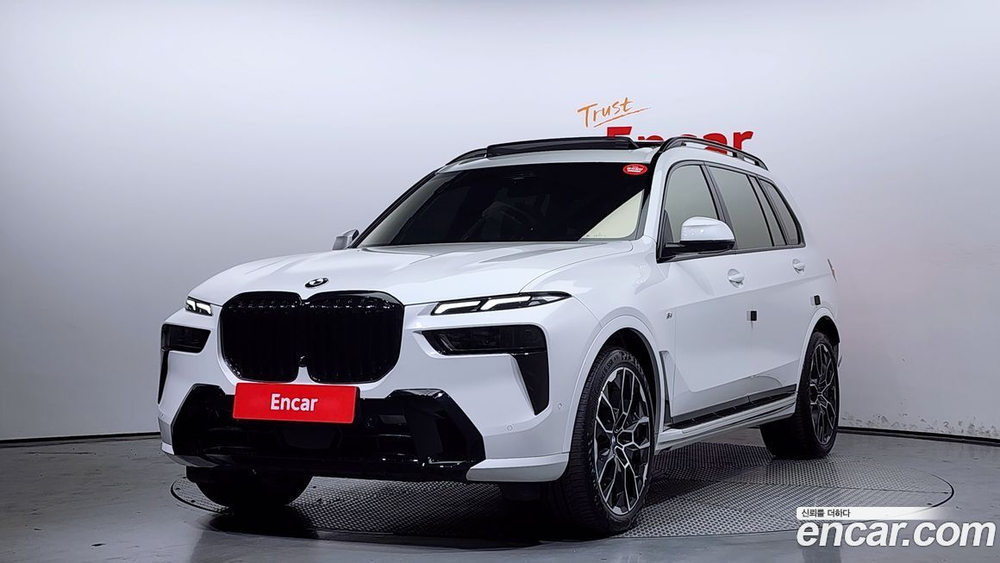 BMW X7 (G07) xDrive 40i M Sports 7-и местный (07.2023)