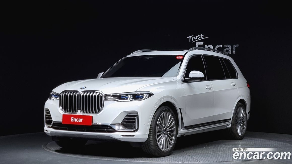 BMW X7 (G07) xDrive 40d Design Pure Excellence 7-и местный (01.2022)