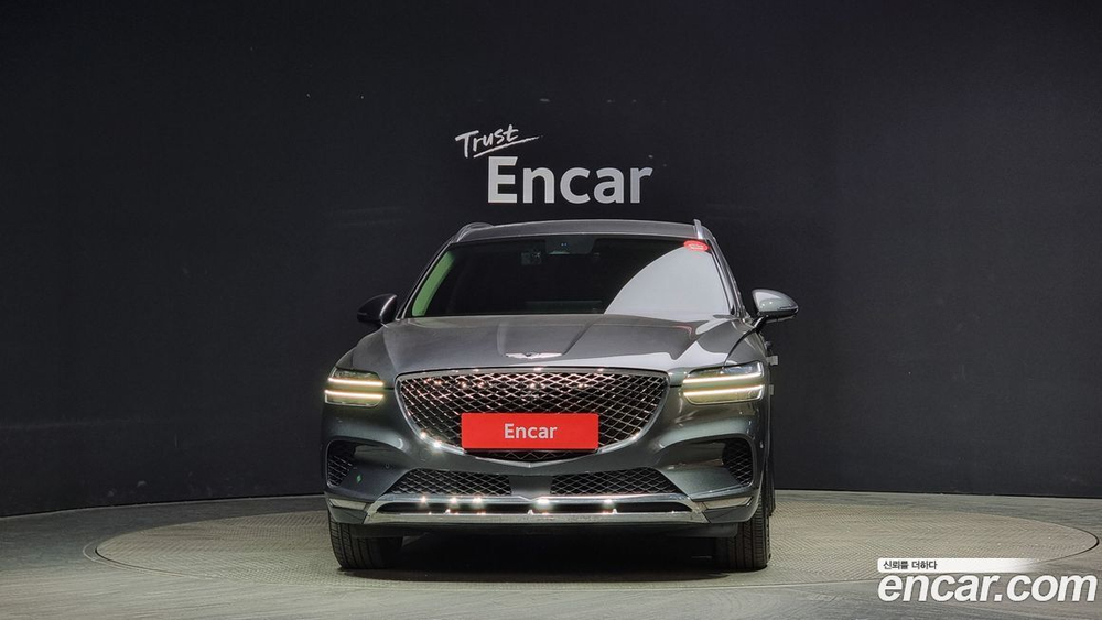 Genesis GV70 2.5T Бензин 2WD (07.2021)