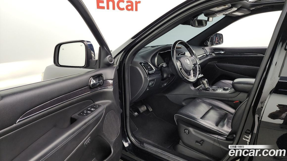 Jeep Grand Cherokee 3.6 Overland (06.2020)