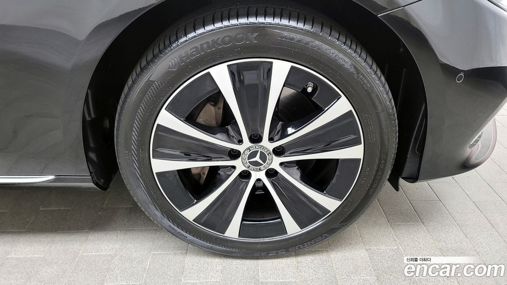 Mercedes-Benz E-Class W213 E300e 4MATIC Exclusive (04.2020)