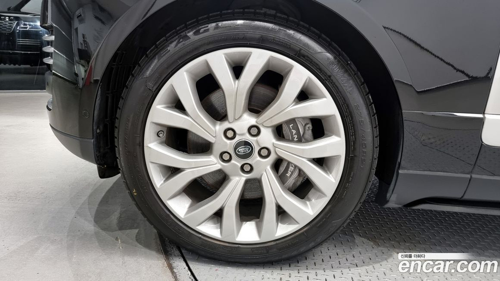 Land Rover Range Rover 4 Generation 4.4 SDV8 AB LWB Дизель (02.2020)