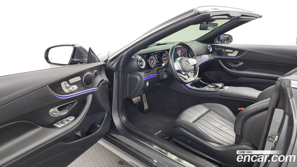 Mercedes-Benz E-Class W213 E220d Cabriolet (12.2019)