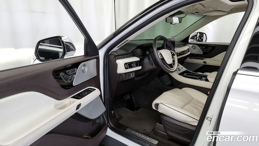 Lincoln Aviator 2 Generation 3.0 Black Label AWD (05.2022)