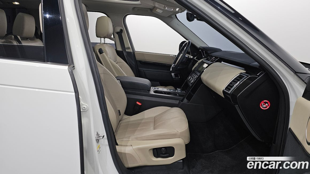 Land Rover Discovery 5 2.0 SD4 SE (10.2019)