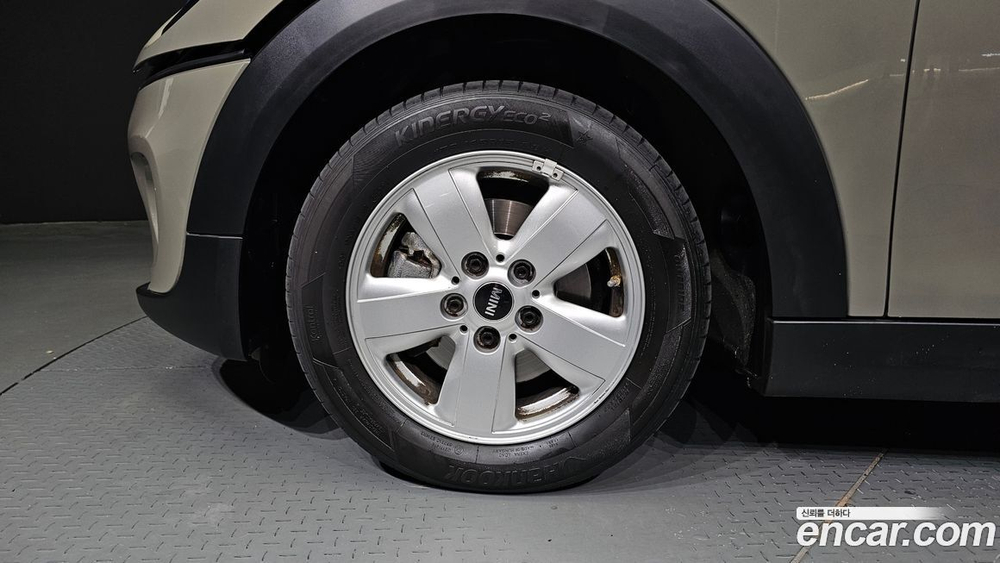 Mini Cooper Basic (06.2020)