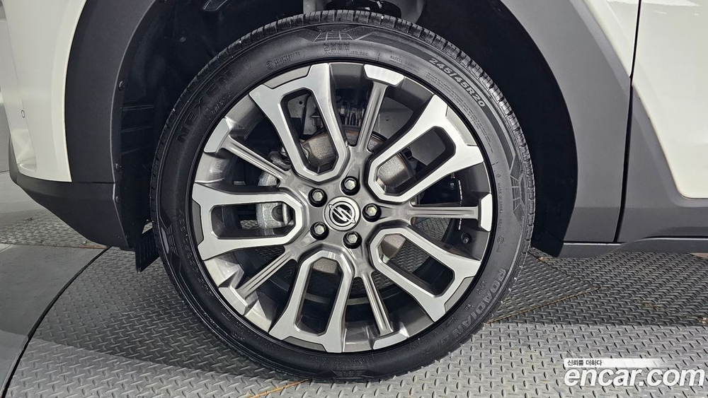 KG Mobility (Ssangyong) Torres Бензин 1.5 4WD (02.2023)