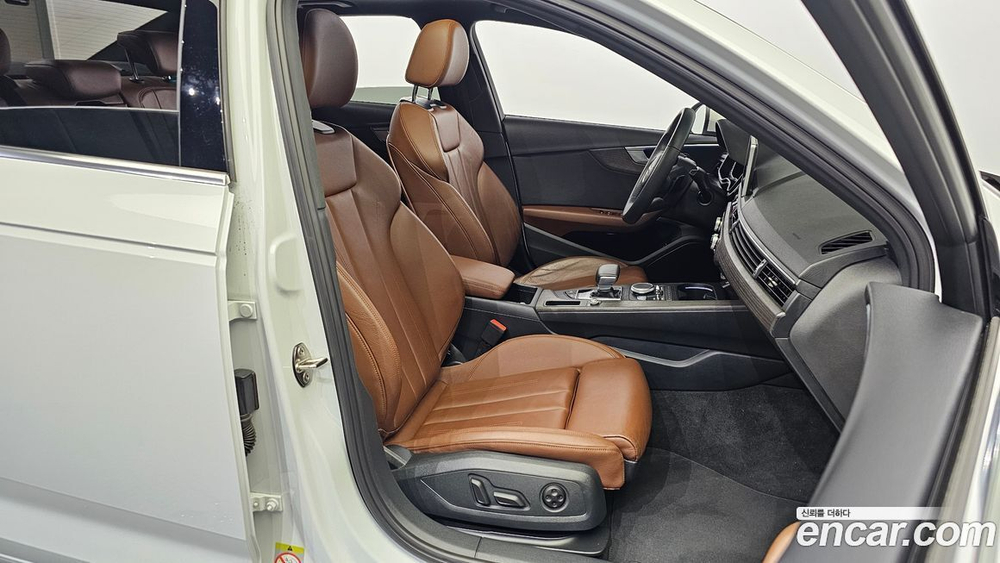 Audi A4 (B9) 40 TFSI Premium (12.2019)