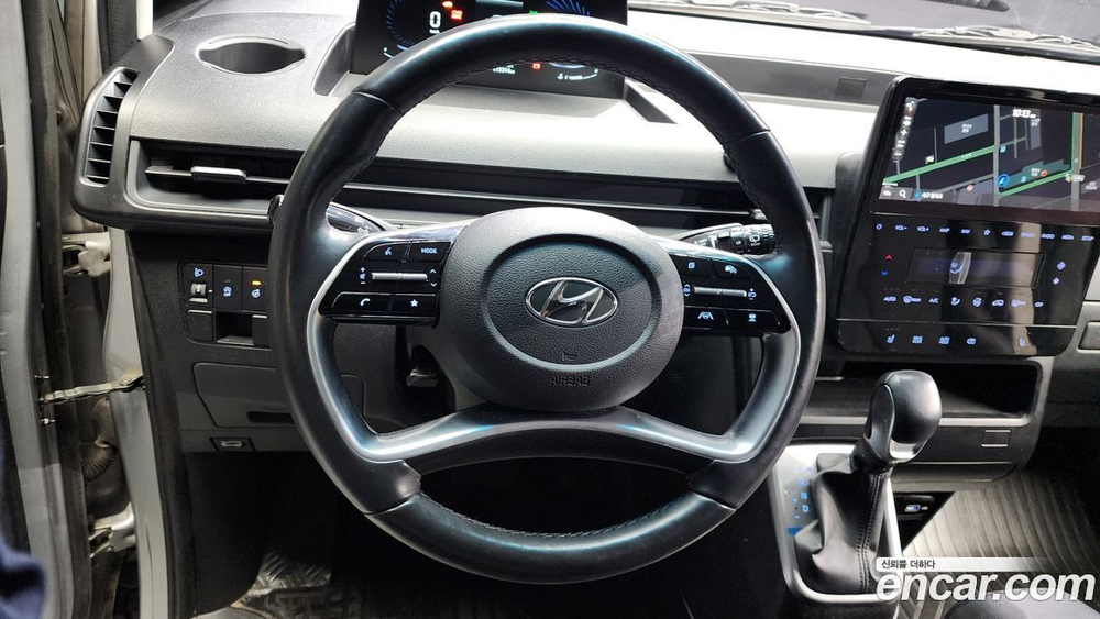 Hyundai Staria Cargo 3-х местный (05.2021)