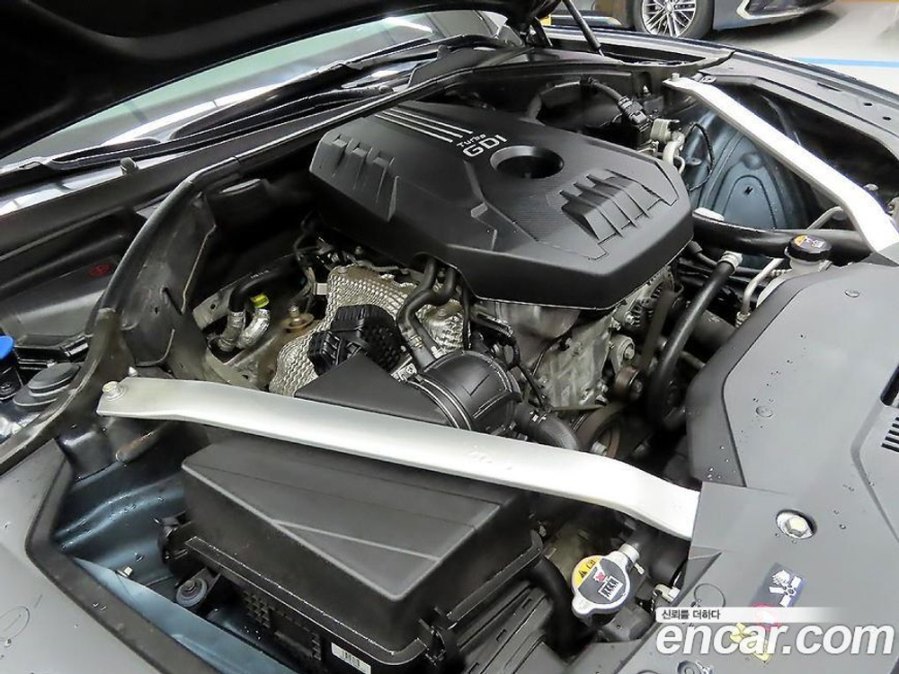 Genesis The New G70 Бензин 2.0T 4WD (02.2021)
