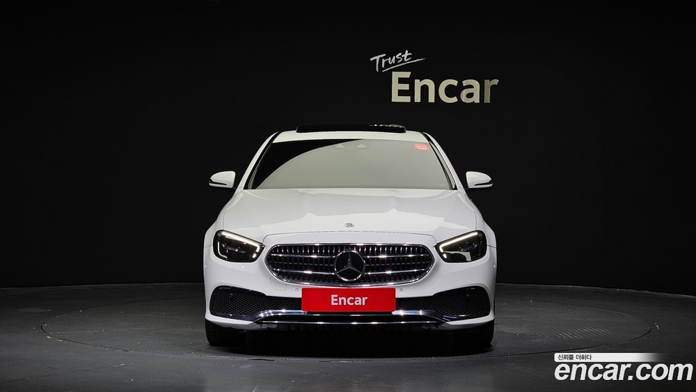 Mercedes-Benz E-Class W213 E250 Avangarde (08.2021)