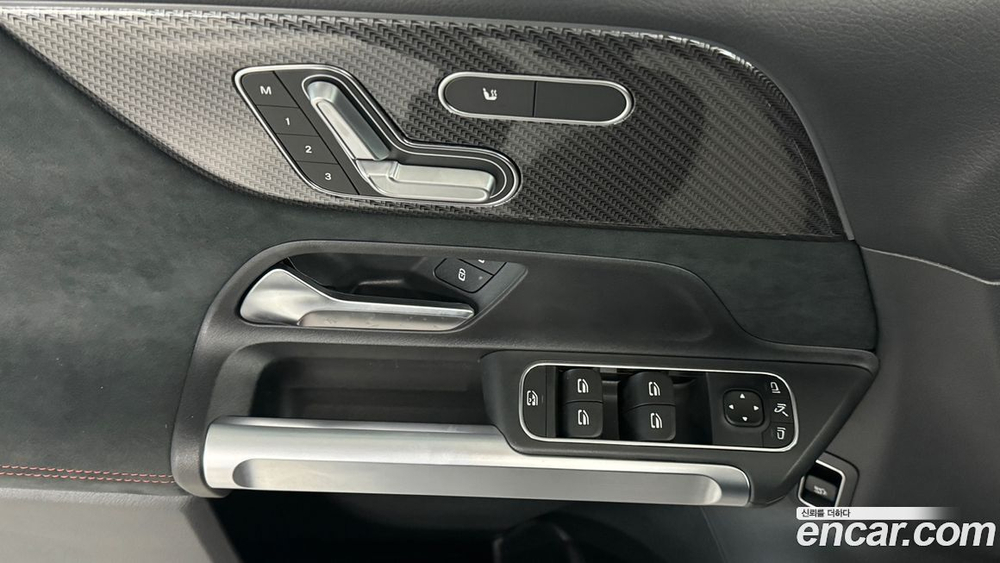 Mercedes-Benz GLB-Class X247 GLB250 4MATIC (11.2023)