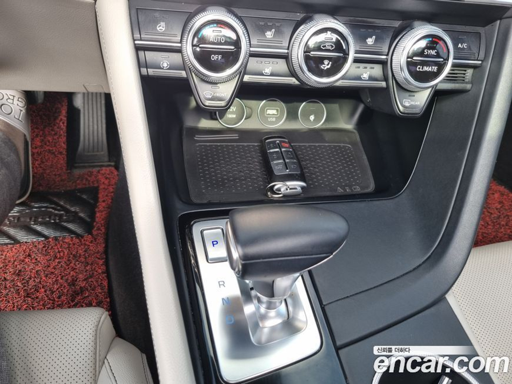 Genesis The New G70 Бензин 2.0T 2WD (01.2021)
