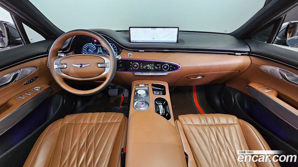 Genesis GV70 2.5T Бензин 2WD (03.2021)