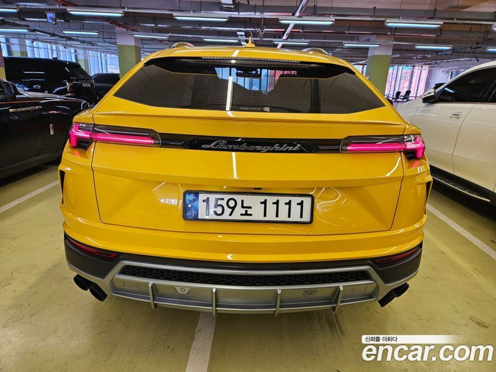Lamborghini Urus 4.0 V8 (10.2019)