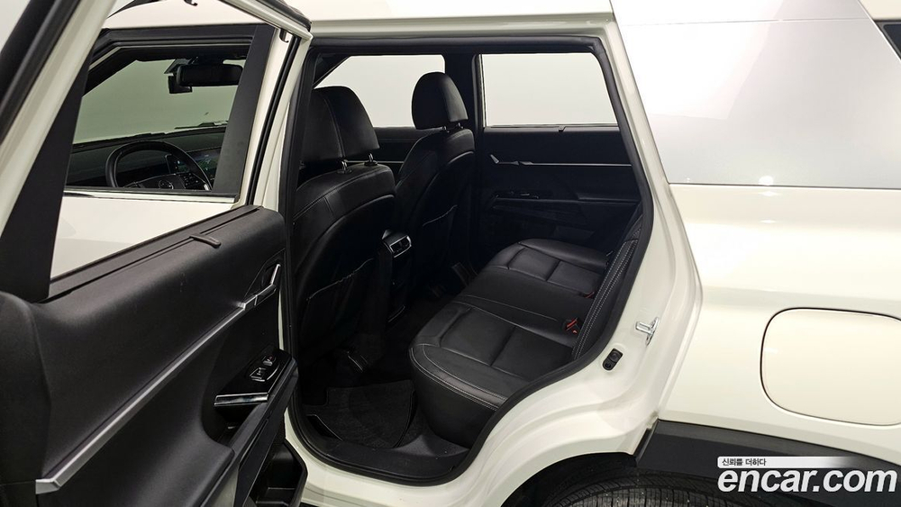 KG Mobility (Ssangyong) Torres Бензин 1.5 2WD (08.2022)