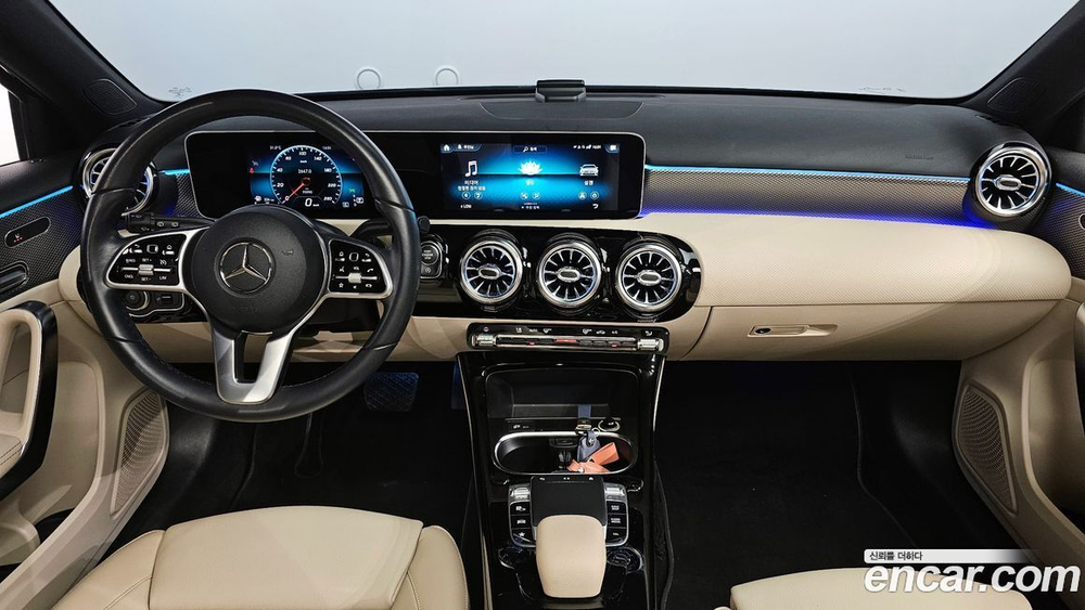 Mercedes-Benz A-Class W177 A220 Hatchback (09.2019)