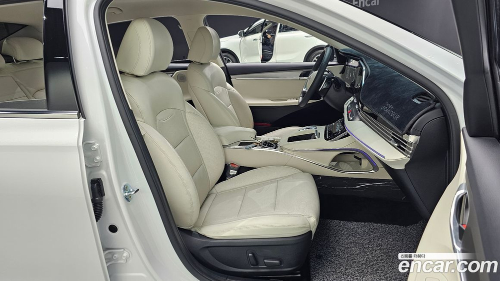 Hyundai The New Grandeur (Azera) IG 2.5 (11.2021)