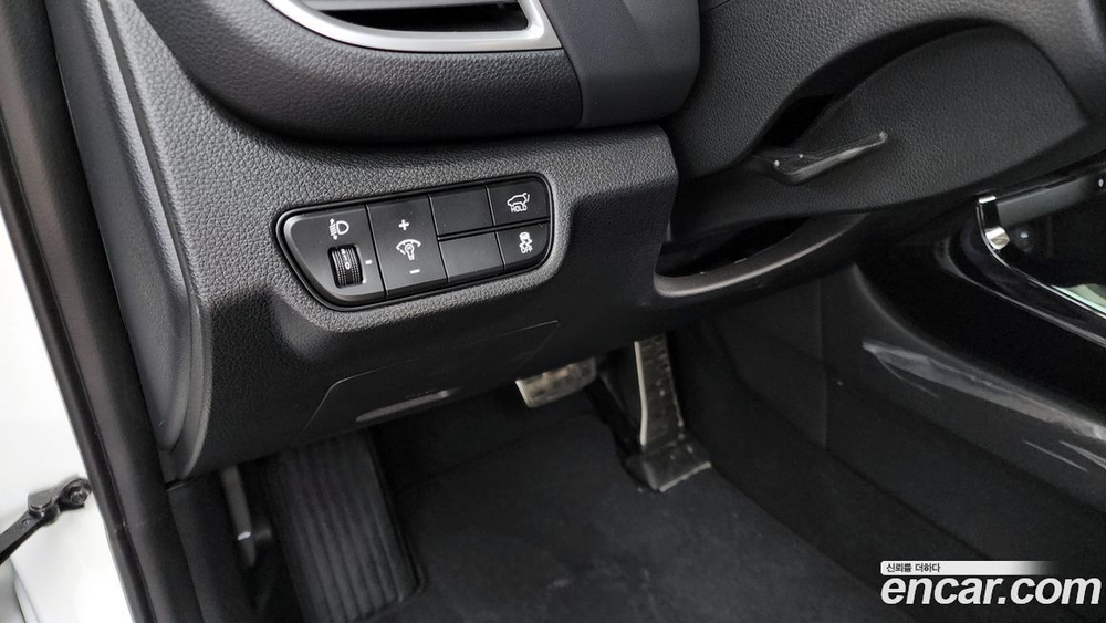 Kia The New Seltos Бензин 1.6 Turbo 4WD (10.2023)
