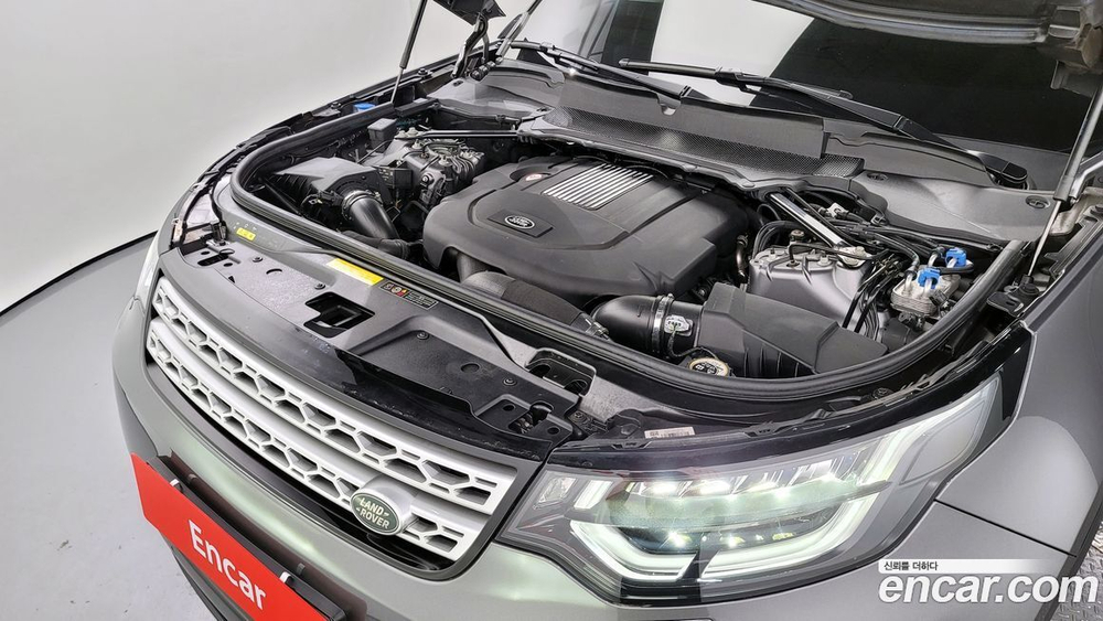 Land Rover Discovery 5 3.0 SD6 HSE (09.2019)