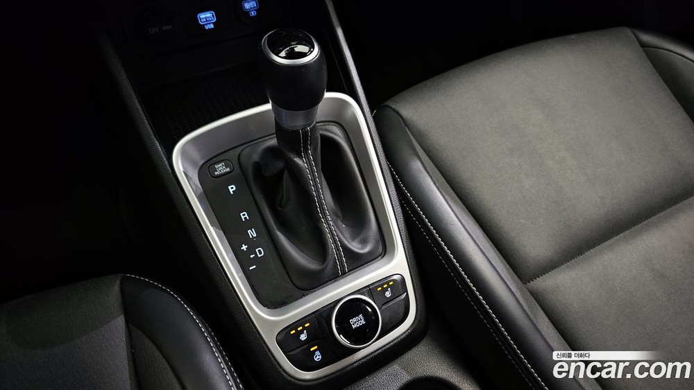 Hyundai Venue 1.6 Modern (06.2020)