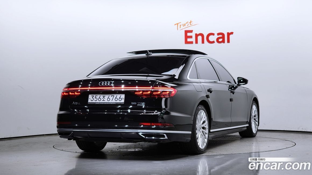 Audi A8 (D5) 55 TFSI Quattro LWB (12.2019)