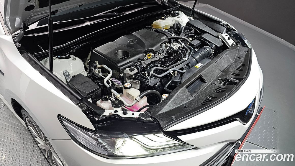 Toyota Camry (XV70) 2.5 XLE Hybrid (02.2021)