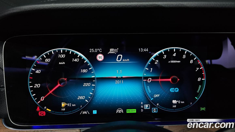Mercedes-Benz E-Class W213 E300e 4MATIC Exclusive (03.2022)