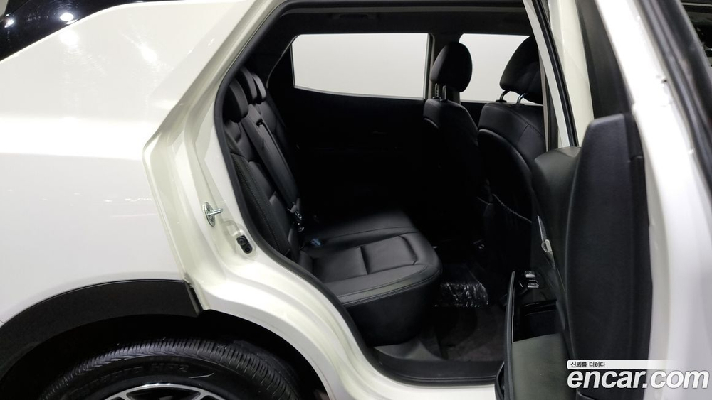 KG Mobility (Ssangyong) Beautiful Korando Бензин 1.5 2WD C5 (08.2021)